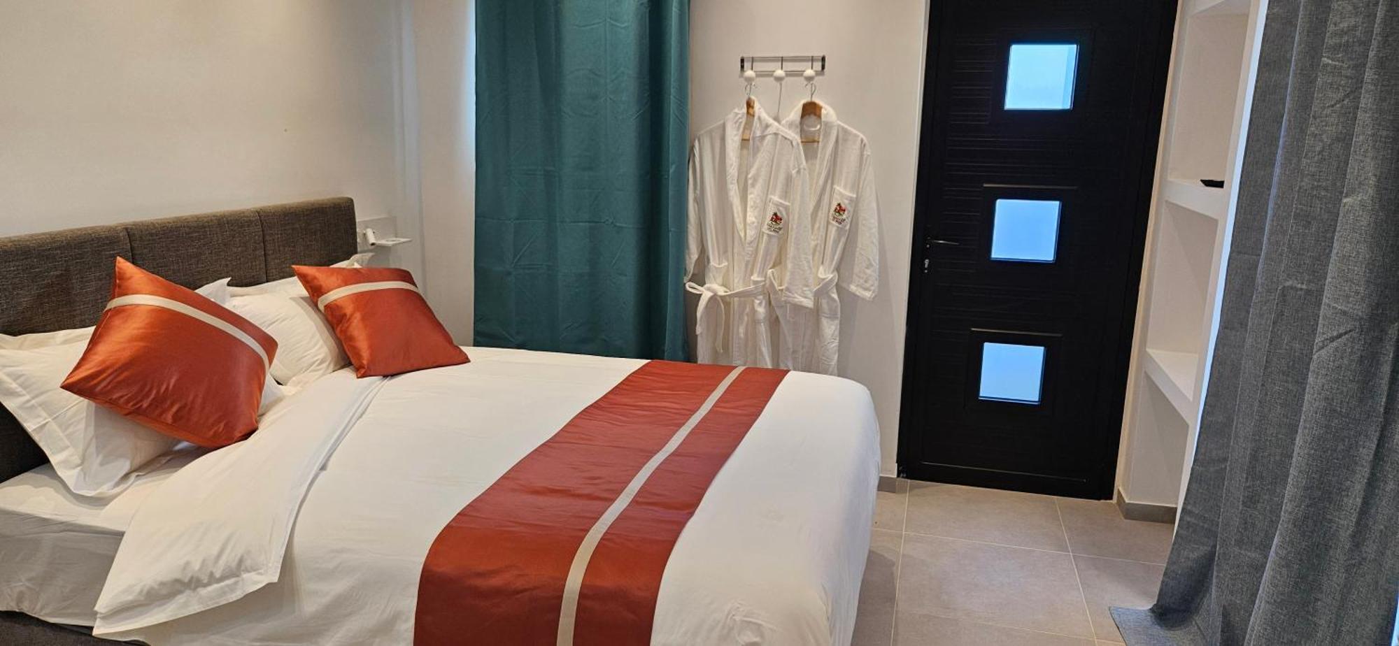 Paradise City Break Saint Pierre Ngoại thất bức ảnh